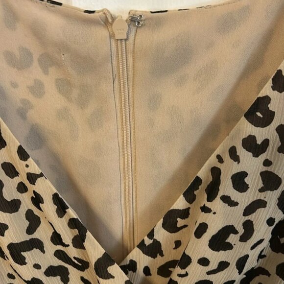 Talbots Vintage Women’s (M) Leopard Animal Print 100% Silk Tiered Midi Dress - Picture 5 of 5